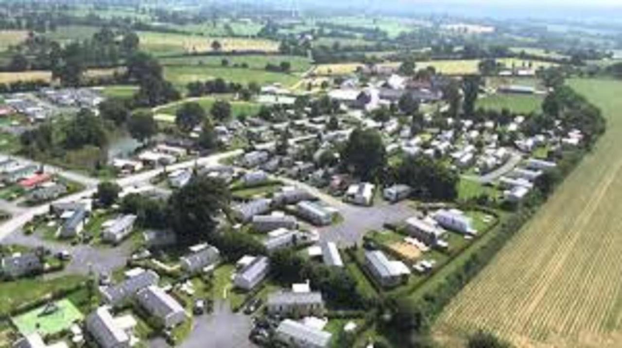 Mhvacances Propose Camping 4 Etoiles En Normandie Litteau Exterior photo