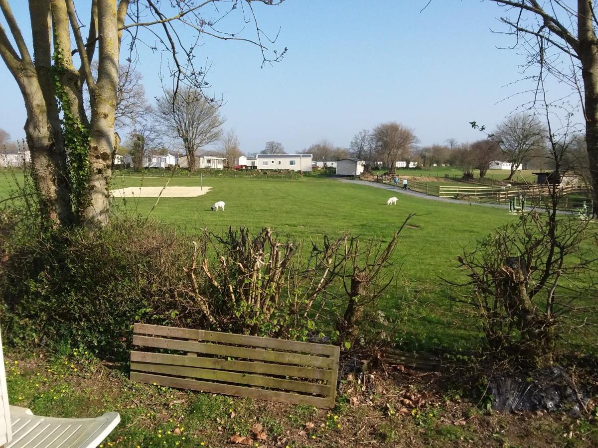 Mhvacances Propose Camping 4 Etoiles En Normandie Litteau Exterior photo